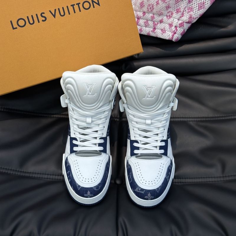 l**is V*t*n sneakers